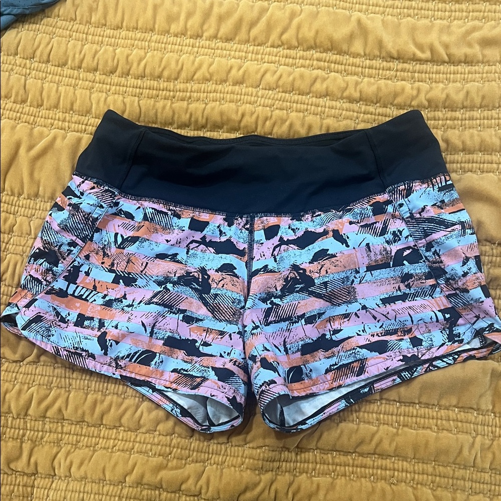 Women's Patterned Athletic Shorts - image 1